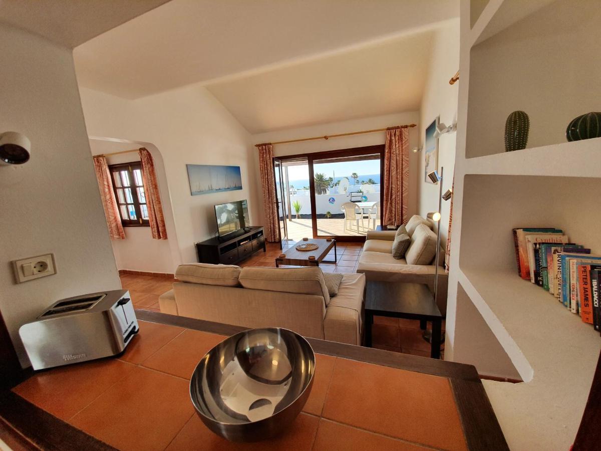 2 Bedroom Villa 'The Bungalow' With Private Heated Pool. Puerto del Carmen  Bagian luar foto