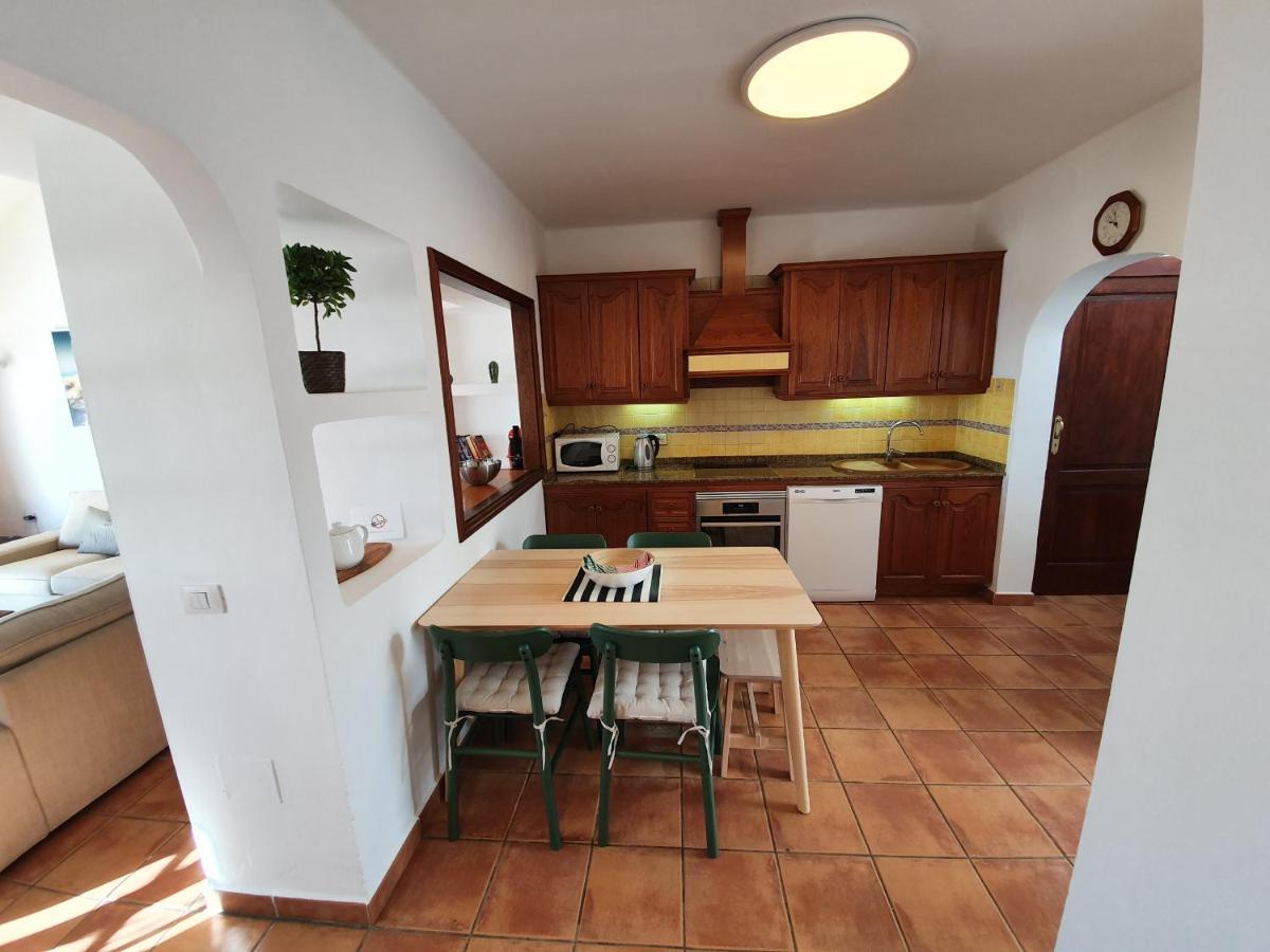 2 Bedroom Villa 'The Bungalow' With Private Heated Pool. Puerto del Carmen  Bagian luar foto